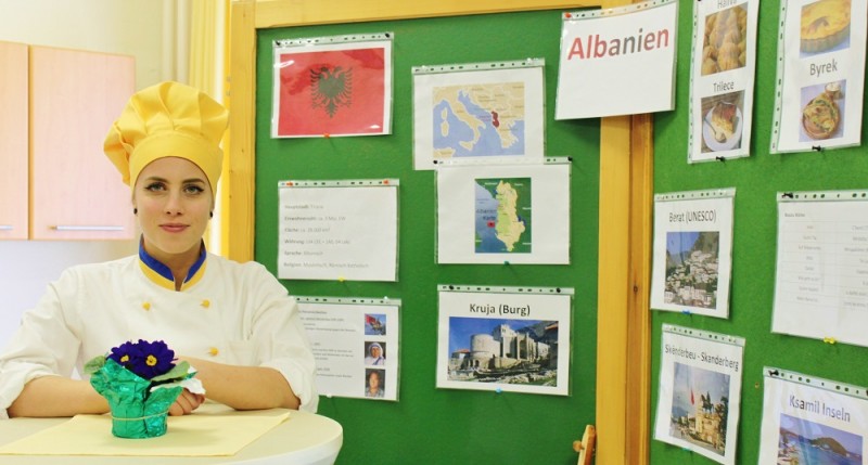 tl_files/tu-was/upload/bilder/Mostviertel-Mitte/Projekte/Essen_TagoffTuer_Kesi_Albanien.JPG